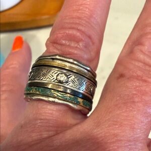Silpada Sterling Silver Metal Spinner Ring with Green Patina and Brass Accents